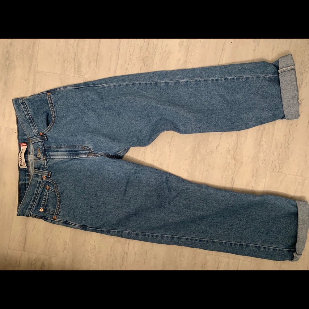 Levi’s boyfriend jeans